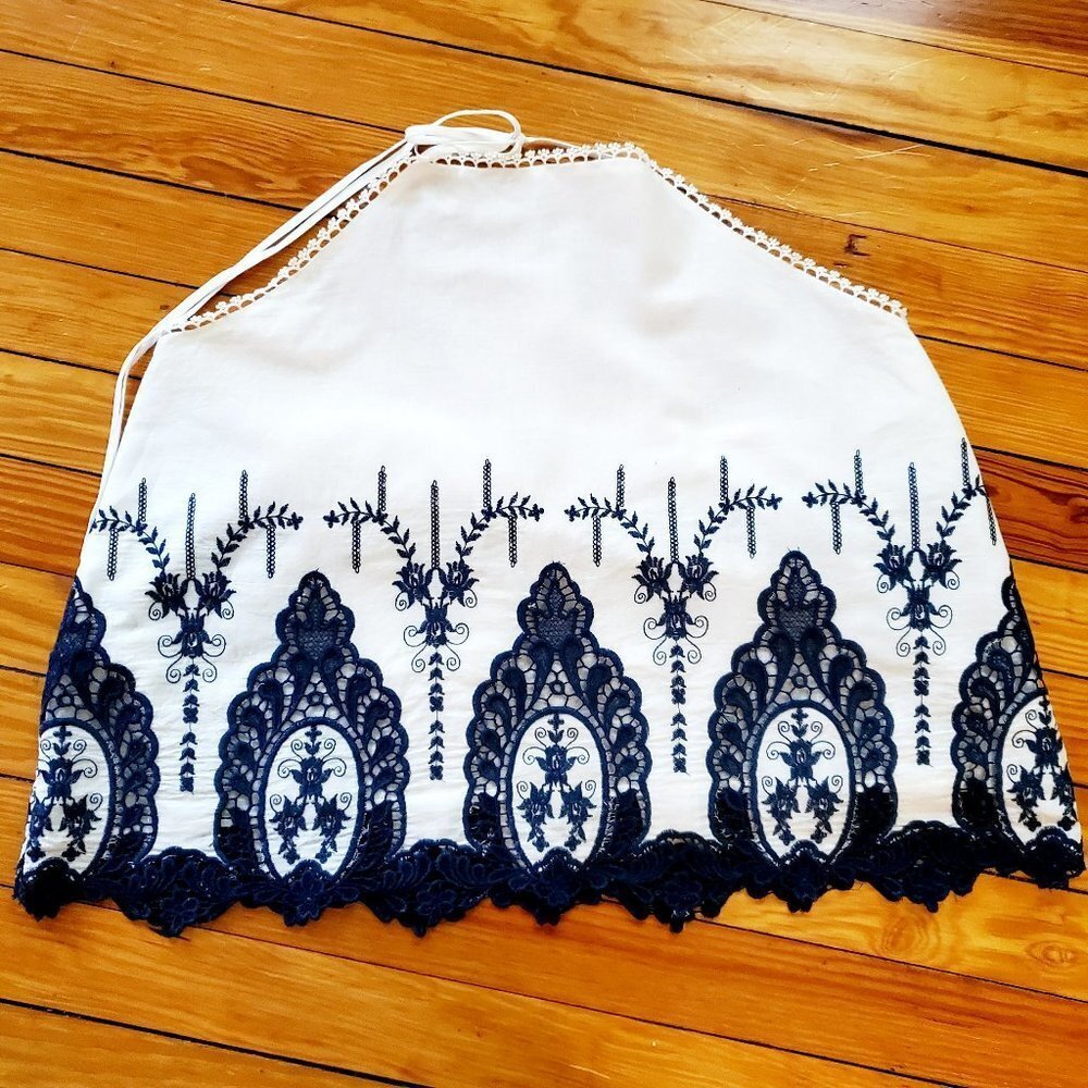 Charlotte Russe Egg Shell White Halter. Navy Crochet. Lined. 100% Cotton. Sz XL